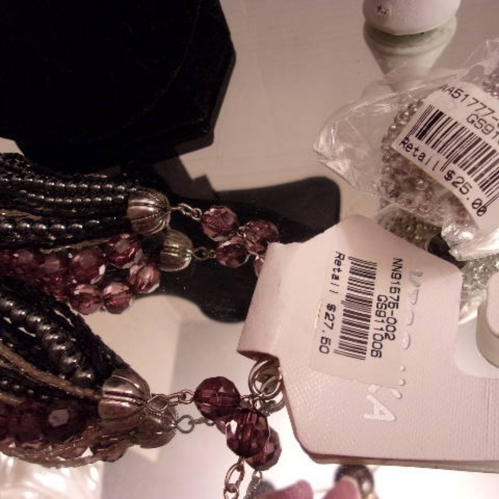KISSAKA NECKLACE & STATEMENT BRACELET RETAIL $53 J - Picture 3 of 7